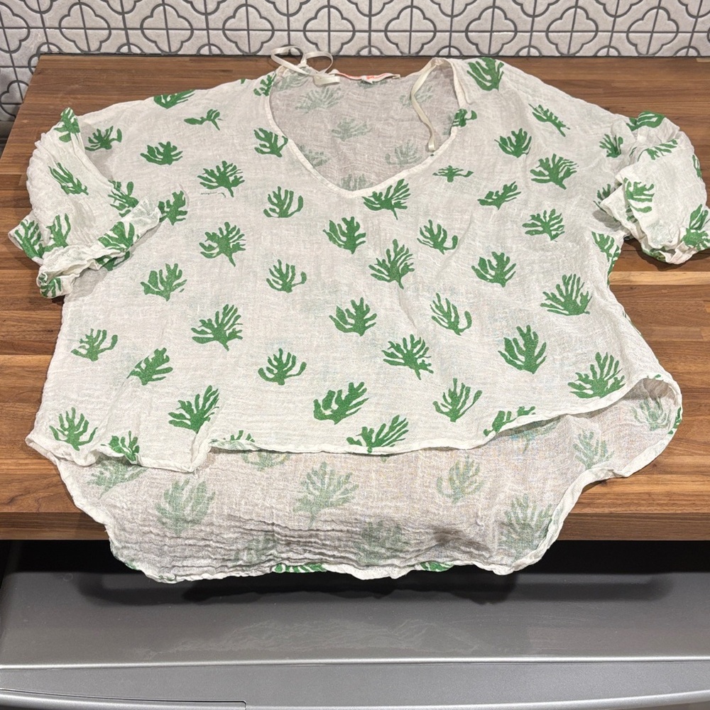 Green Leaf Print Women's Top